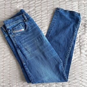 Vintage Diesel D-Viker Men's Straight Leg Medium Wash Jeans (33)